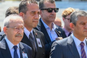TBMM Açılışı Öncesi Kılıçdaroğlu ve Özel'den Farklı Tören ve Resepsiyon Kararları