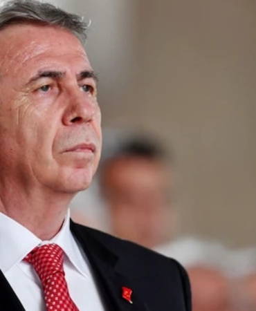 Mansur Yavaş Mersin'de Vahap Seçer'in gözaltına alınmasına tepki gösterdi