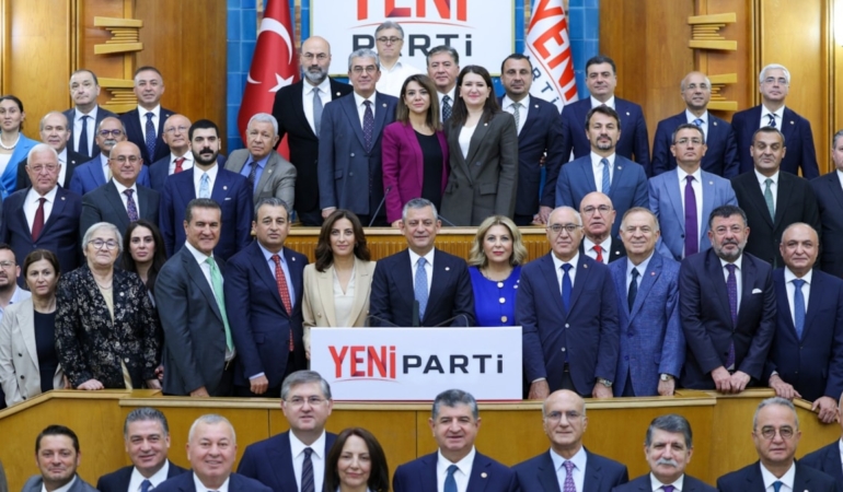 YENİ Parti AYM Savunmasını Verdi: İsim Değişikliğine Karşı Üç Alternatif Hazırlandı
