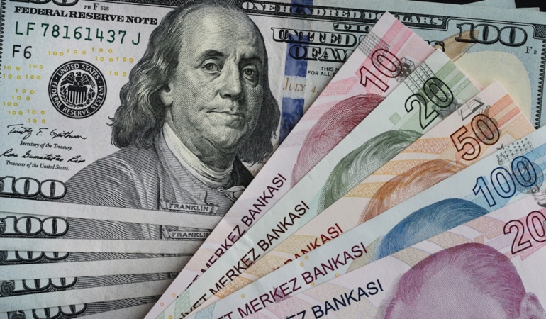 Dolar/TL kuru yeni haftaya yükselişle başlayarak 49,18 seviyesinde rekor tazeledi